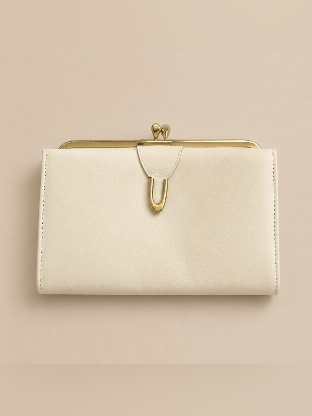 Amity Vintage Cream Leather Kiss Lock Wallet Clutch Gold Hardware